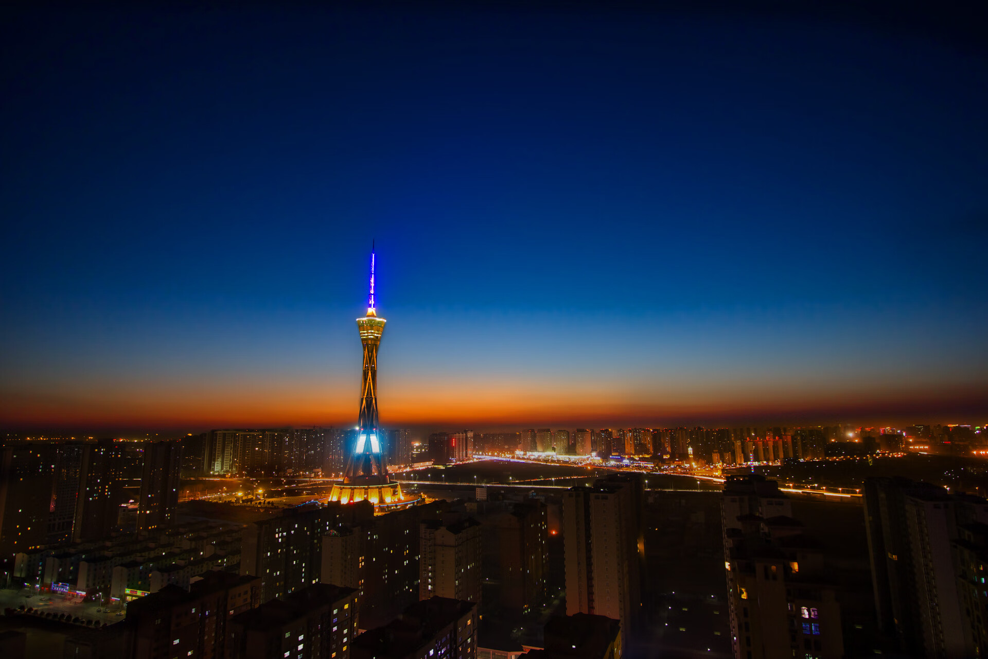 2025年中国篮球场馆建设持续发力,中国蓝球场标准图